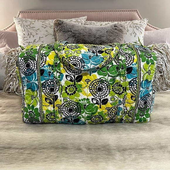 VERA BRADLEY Line Up Large Duffle Bag 2 Handles Yellow Green Floral REPAIRED - Picture 1 of 14